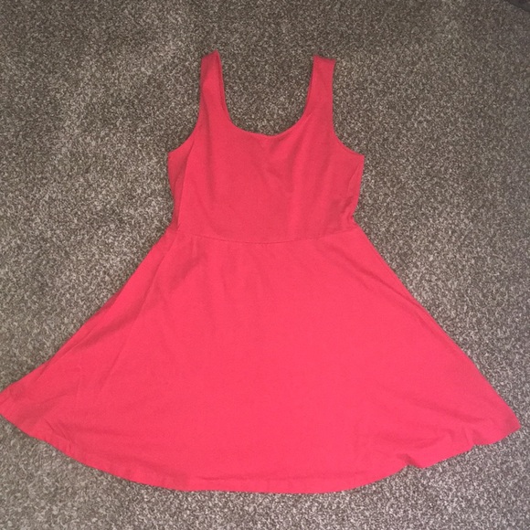 Dress - Picture 4 of 6